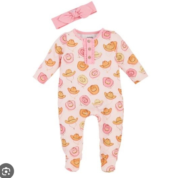 Mud Pie Pink and Orange Cowboy Hat Print Footie - Picture 1 of 7